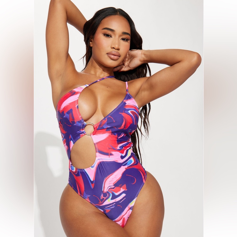 Brand New bathing suit M
